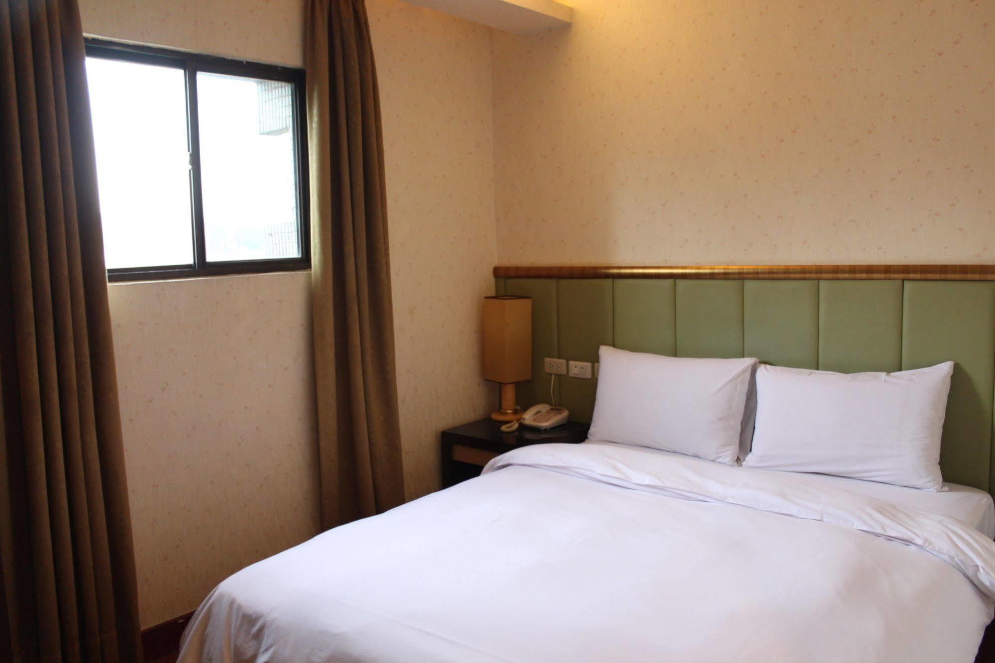Sunwise Hotel Kaohsiung Exterior foto